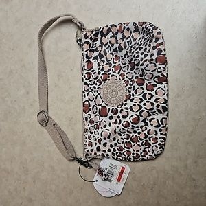 Kipling Clutch Handbag NWT Leopard Print